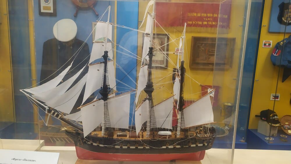 Объект восхищения: жизнь и смерть знаменитого фрегата «Паллада»