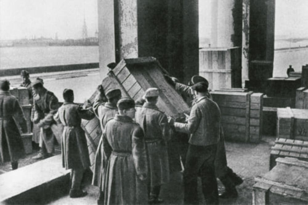 Сберегали артефакты любой ценой. Подвиг музейщиков в годы Великой Отечественной