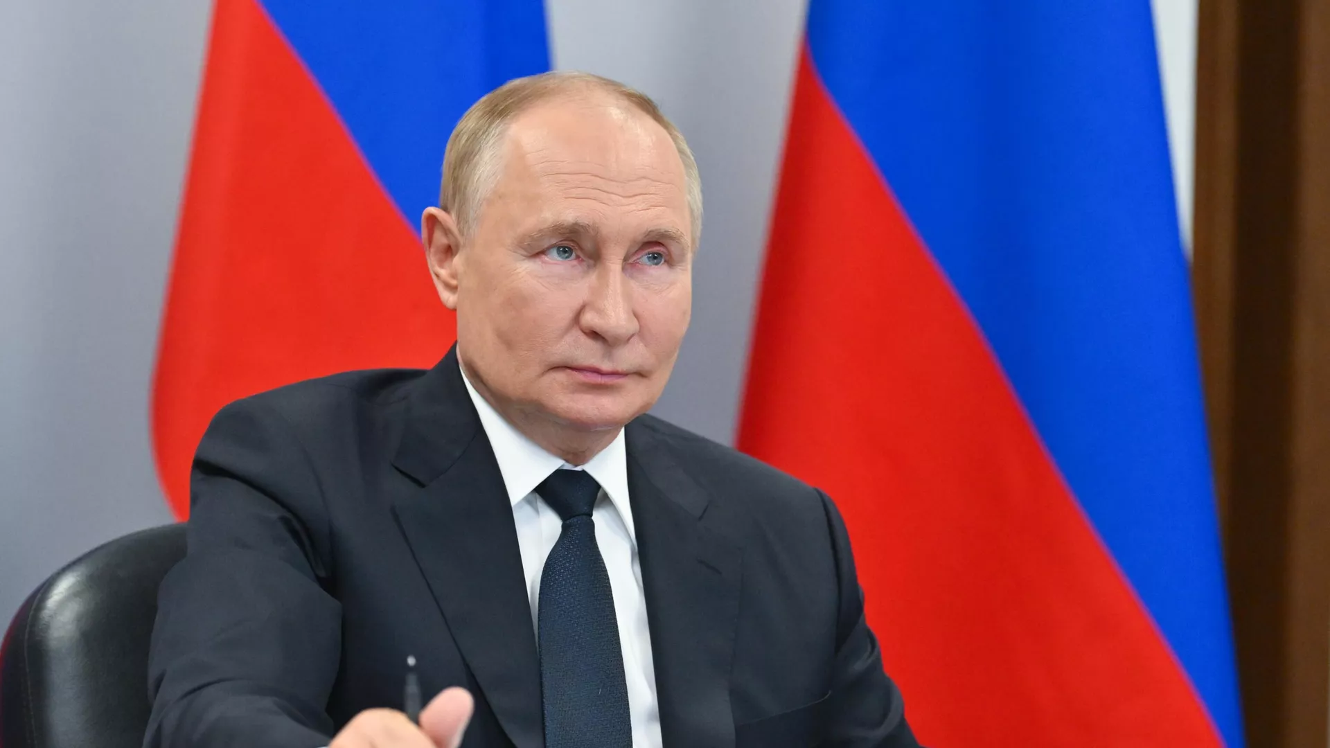 Путин призвал к созданию равноправной системы безопасности в Евразии